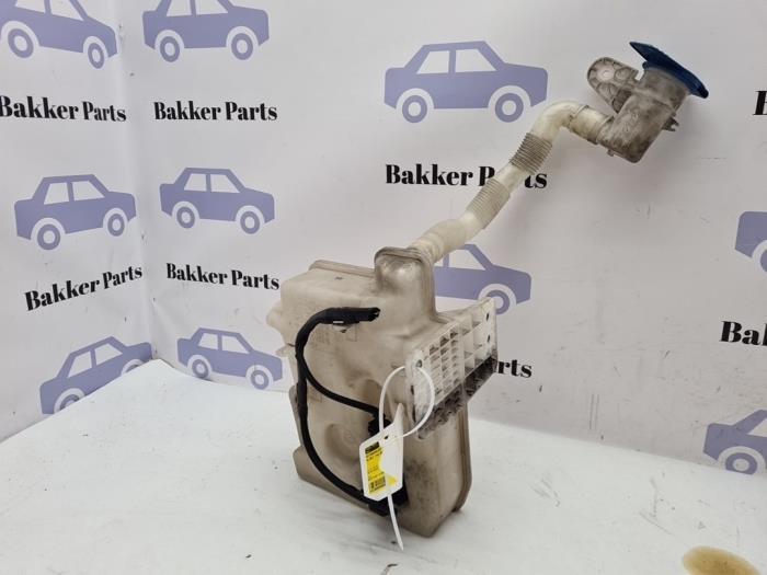 Ruitensproeiertank voor van een Volkswagen Golf, Auto-onderdelen, Ruiten en Toebehoren, Volkswagen, Gebruikt, 3 maanden garantie