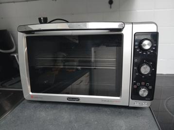 De'Longhi oven beschikbaar voor biedingen
