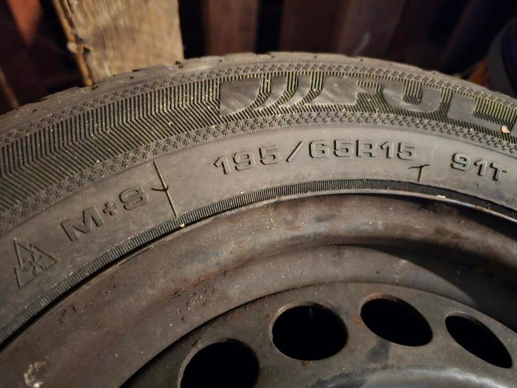 Pneus toutes saisons avec jantes, Mercedes E-Classe, Enlèvement, Utilisé