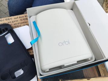 Orbi Mesh: Router RBK30 + Satelliet disponible aux enchères