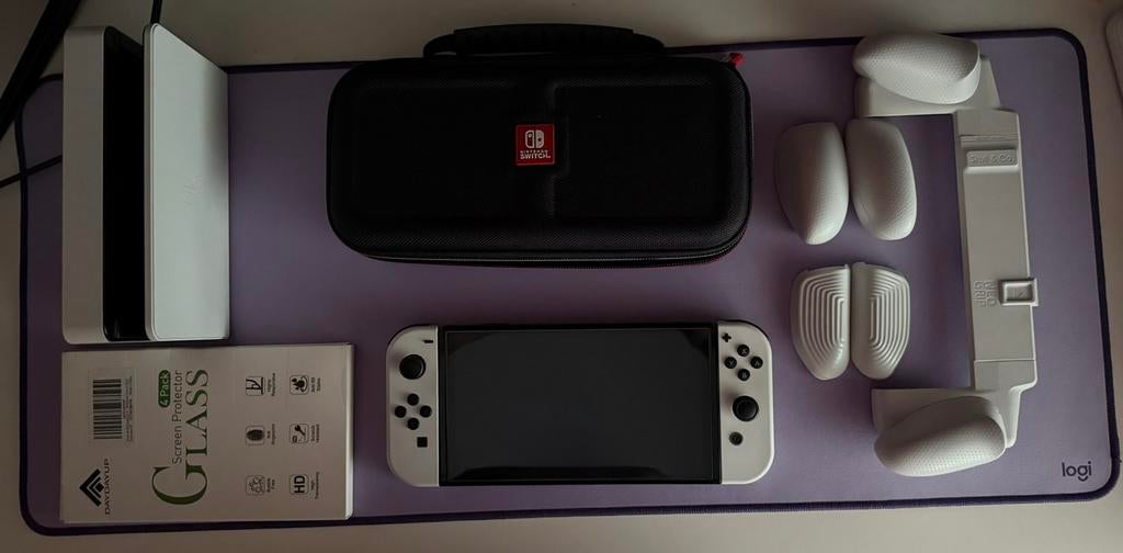 Switch OLED, Games en Spelcomputers, Spelcomputers | Nintendo Switch, Switch OLED, Ophalen