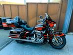 electra glide ultra limited CVO 1868cm³ état neuf gar 1.2.3, Permis Moto A, Entreprise, Chopper, 2 cylindres