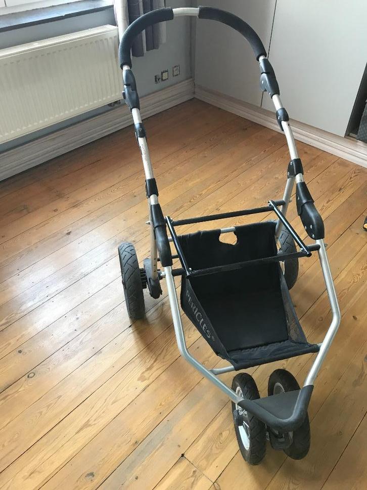 Kinderwagen Pericles, Enfants & Bébés, Poussettes & Combinaisons, Utilisé, Poussette, Autres marques, Pneus, Avec nacelle, Tige de poussée réglable