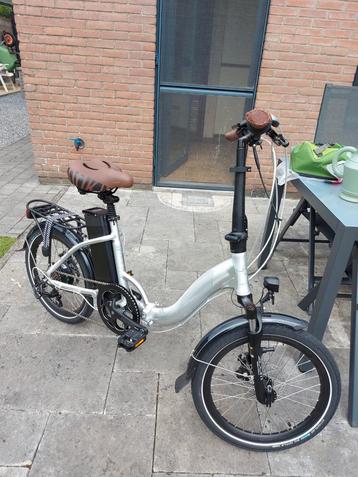 Electrische plooifiets beschikbaar voor biedingen