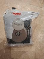 Prise pour satellite Céliane Titane Legrand neuve, Enlèvement ou Envoi