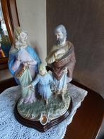 Heilige familie in fijn porselein handwerk met gouden afwerk, Antiek en Kunst, Ophalen