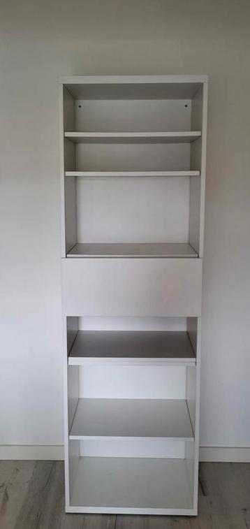 IKEA kast in heel goede staat beschikbaar voor biedingen