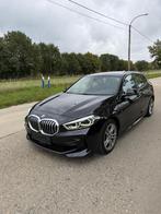 BMW 116i 2021 M PAKKET FULL OPTION, Auto's, BMW, Automaat, Achterwielaandrijving, Zwart, Bedrijf
