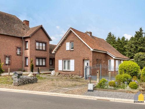 Woning te koop in Dilsen-Stokkem, 2 slpks, Immo, Huizen en Appartementen te koop, Vrijstaande woning, F