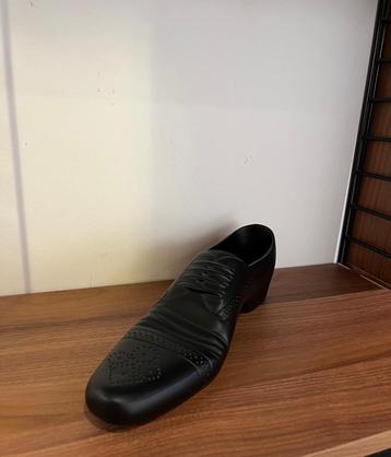 TOM DIXON „Cast Shoe” zwarte gietijzeren deurwig beschikbaar voor biedingen