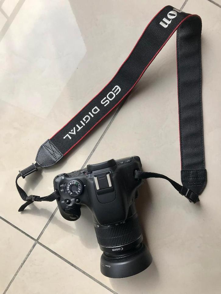 Canon EOS 600D + 2 Objectifs, TV, Hi-fi & Vidéo, Appareils photo numériques, Comme neuf, Reflex miroir, Canon, Enlèvement