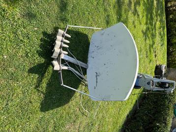 Schotelantenne beschikbaar voor biedingen