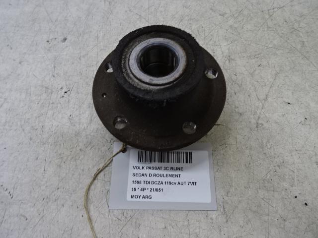 MOYEU DE ROUE ARRIÈRE GAUCHE Volkswagen Passat (3G2), Autos : Pièces & Accessoires, Freins & Transmission, Volkswagen, Utilisé