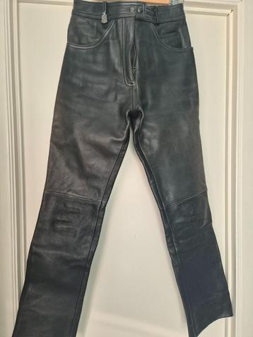 motokleding beschikbaar voor biedingen