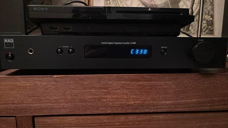 NAD C338 Ampli Bluetooth - Streamer, TV, Hi-fi & Vidéo, Amplificateurs & Ampli-syntoniseurs, Comme neuf, Stéréo, Autres marques