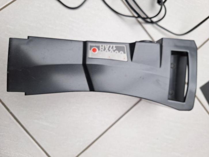 2 fietsbatterijen en lader Derby Cycle, Vélos & Vélomoteurs, Accessoires vélo | Batteries de vélo, Utilisé, Enlèvement