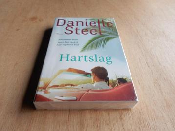 nr.1202 - Hartslag - Danielle Steel beschikbaar voor biedingen