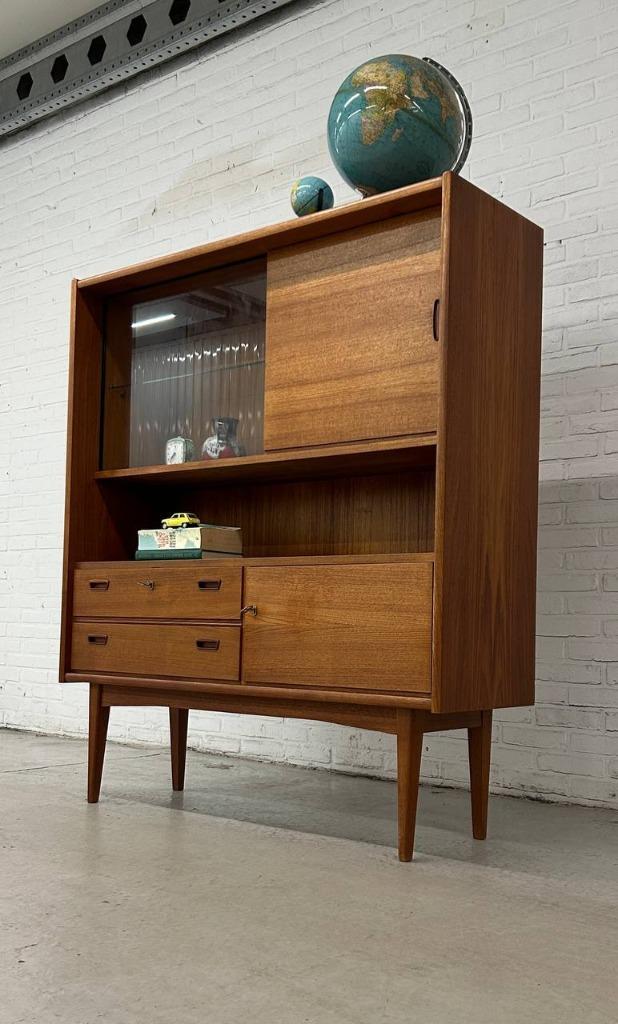 Vintage design Bartels highboard, Huis en Inrichting, Kasten | Boekenkasten, Glas, Verzenden