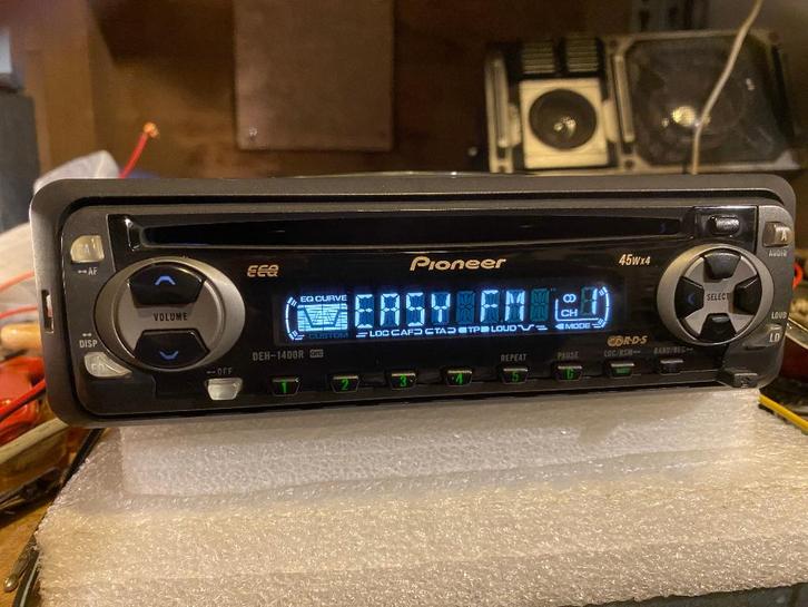Pioneer DEH-1400R - stereo radio-CD speler, Auto diversen, Autoradio's, Gebruikt, Ophalen
