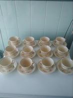12 Delig Engelse Stijl Servies AFHALING LEES BESCHRIJVING, Huis en Inrichting, Ophalen, Gebruikt, Overige stijlen, Porselein
