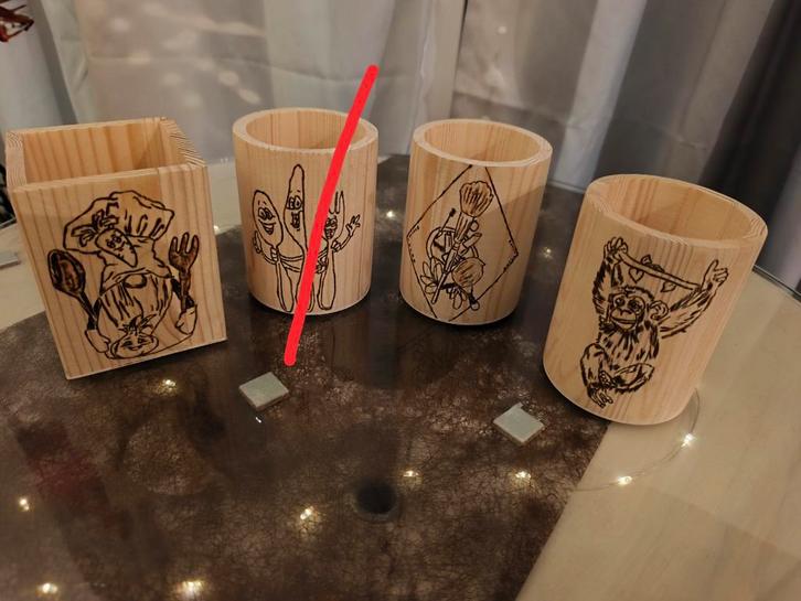 Porte ustensiles/ pancarte bois pyrogravés, Hobby & Loisirs créatifs, Hobby & Loisirs Autre, Comme neuf, Enlèvement