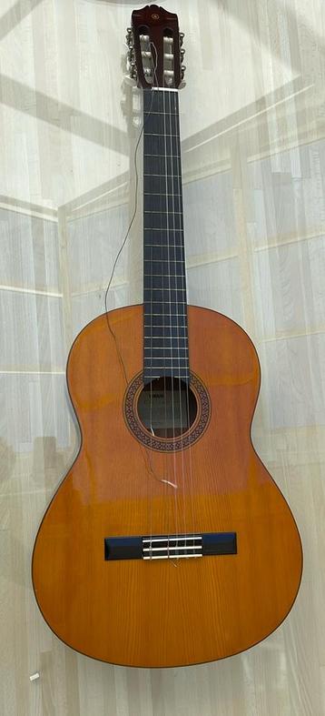 Akoestische gitaar Yamaha CG100  (1981) met opbergzak
