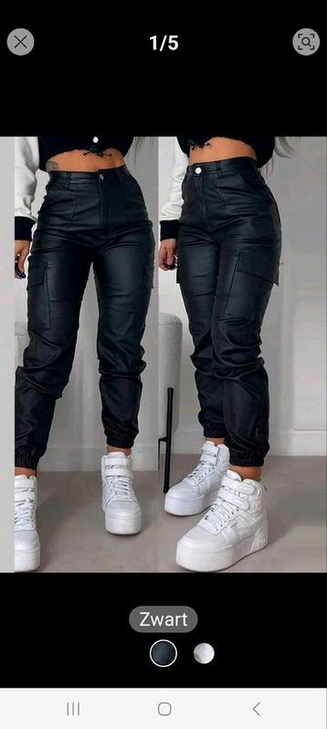 Toffe lederlook broek Mt L. NIEUW beschikbaar voor biedingen