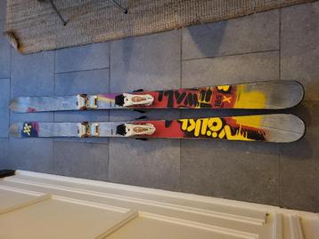 Skis Twintip Volkl Wall 185 + marqueur jester 16