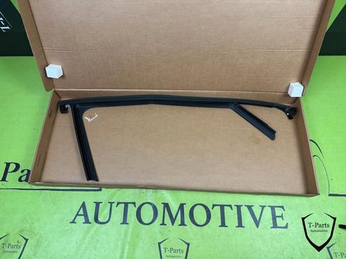 opel peugeot rechts duer lijst rubber 9835342780, Auto-onderdelen, Overige Auto-onderdelen, Opel, Nieuw