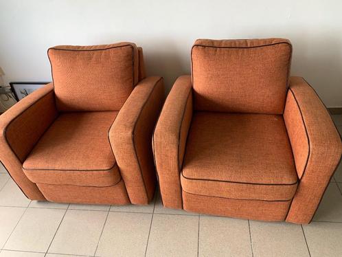 Twee comfortabele oranjebruine fauteuils – moeten snel weg!, Huis en Inrichting, Stoelen, Gebruikt, Twee, Stof, Overige kleuren