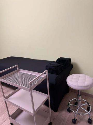 Massage tafel, pedicure, lash bed, werkstoel, trolley, beschikbaar voor biedingen