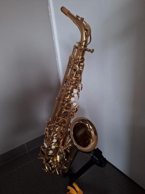 Chateau altsaxofoon, Muziek en Instrumenten, Blaasinstrumenten | Saxofoons, Zo goed als nieuw, Alt, Met koffer, Ophalen