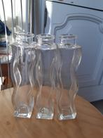 Lot : 3 petits vases ondulés IKEA - verre, Huis en Inrichting, Woonaccessoires | Vazen, Ophalen of Verzenden, Glas