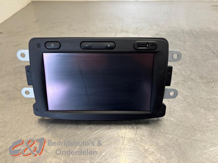 Radio van een Renault Trafic, Auto-onderdelen, Elektronica en Kabels, Renault, Gebruikt, 3 maanden garantie, Ophalen of Verzenden