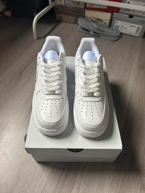 Nike Air Force 1 Low Wit – Maat 42 – Nieuw –  Verzending, Kleding | Heren, Schoenen, Nieuw, Sneakers, Wit, Verzenden