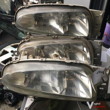 Ford Fiesta  / Mazda 121 Koplamp Links of Rechts beschikbaar voor biedingen