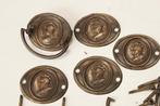 5 koperen handvaten  19 de eeuwse kast, Antiek en Kunst, Ophalen of Verzenden