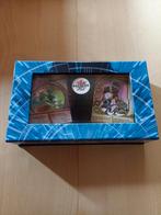 Bakugan Battle Brawlers TGC in opbergdoos, Ophalen of Verzenden, Zo goed als nieuw, Meerdere kaarten, Foil