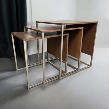 set van 3 bijzettafels / salontafels / sidetable beschikbaar voor biedingen