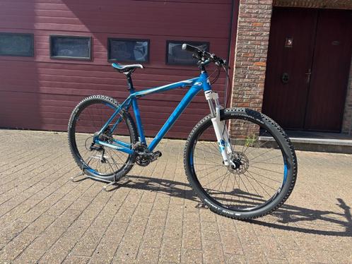Cube Aim 29 inch -  Maat L - 24 versnellingen - Schijfremmen, Fietsen en Brommers, Fietsen | Mountainbikes en ATB, Zo goed als nieuw