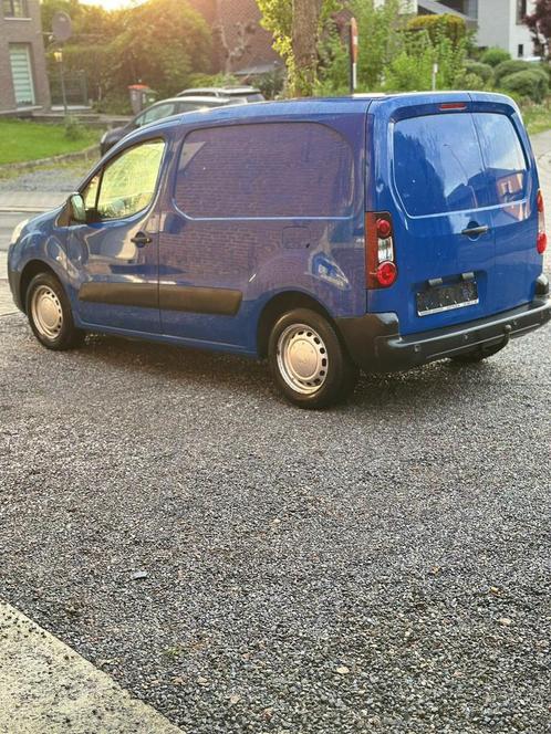 Peugeot partner, Auto's, Bestelwagens en Lichte vracht, Particulier, Radio, Peugeot, Diesel, Euro 5, 5 deurs, Handgeschakeld, Overige kleuren
