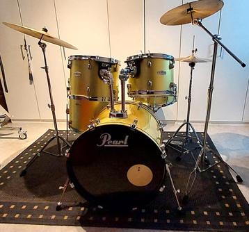 PEARL FORUM lime green sparkle nieuwstaat  beschikbaar voor biedingen