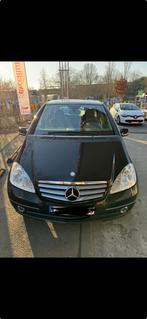 Mercedes-Benz A 180 Avangarde, Euro 5, Zwart, Leder en Stof, Zwart