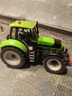 Deutz-Fahr Agrotron 235 Siku tractor, Hobby en Vrije tijd, Modelauto's | 1:32, Ophalen of Verzenden, Zo goed als nieuw, Tractor of Landbouw
