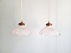 Paar Art Deco-hangers in geschulpt transparant glas, Ophalen of Verzenden