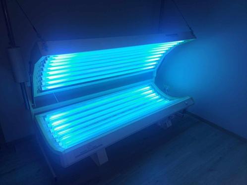 Solarium, Electroménager, Solarium, Banc solaire & Bronzage facial, Utilisé, Banc solaire double, 15 lampes ou plus, Enlèvement