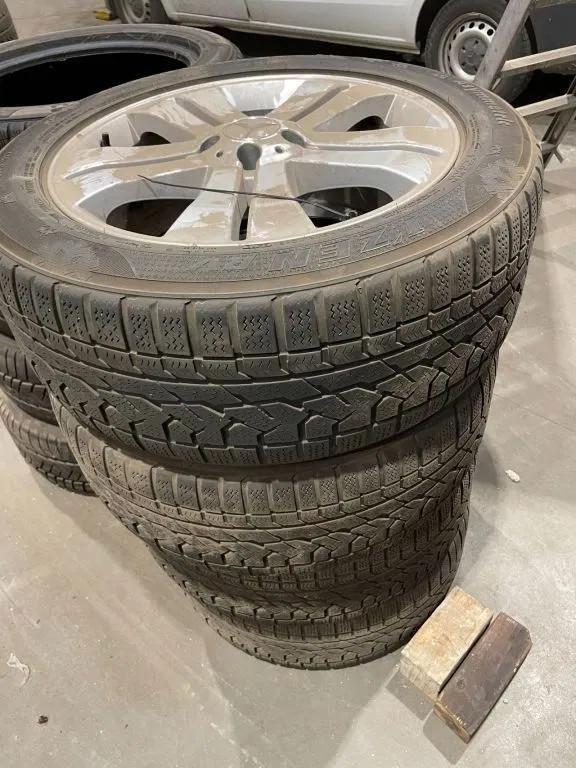 Kumho Kumho banden met Mercedes velgen 255/50 R19 107V, Auto-onderdelen, Banden en Velgen, Personenwagen, Gebruikt