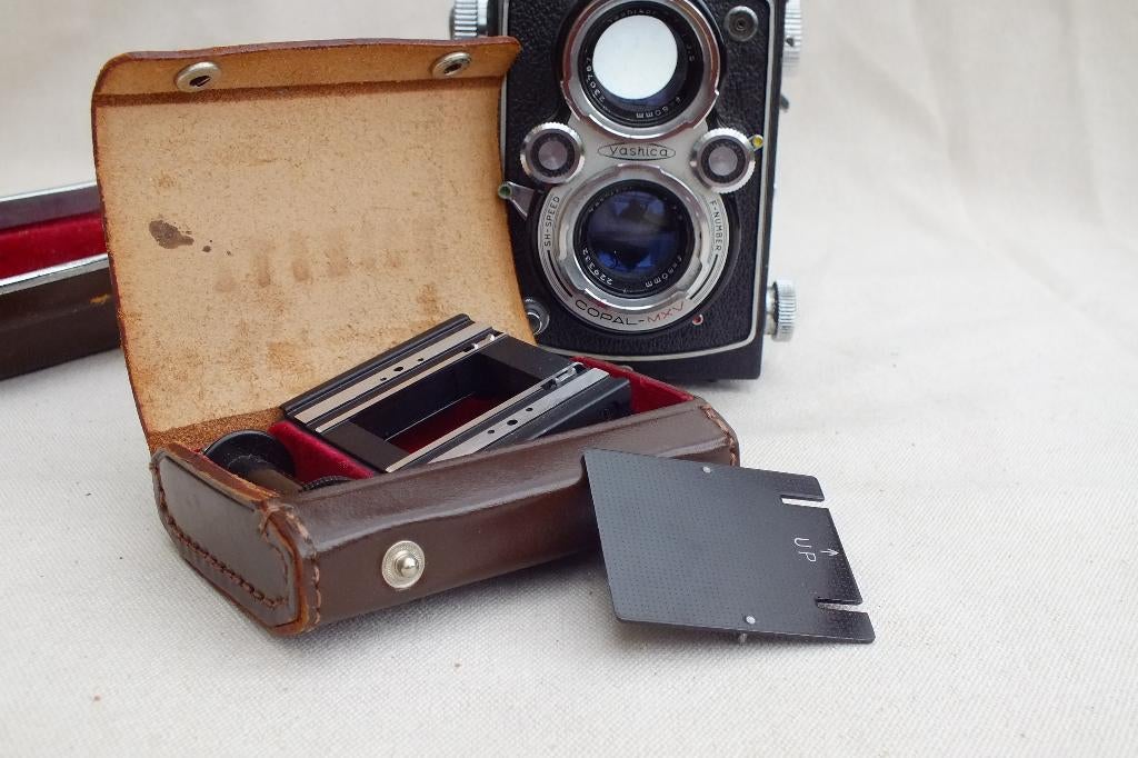 YASHICA  635 +  kit voor 6x6cm en voor 24x36mm, Ophalen of Verzenden, Gebruikt, Spiegelreflex, Overige Merken