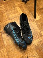 Chaussures de foot Nike performance, Sports & Fitness, Comme neuf, Chaussures