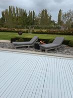 2 Houten ligbanken met kussens, Ophalen, Gebruikt